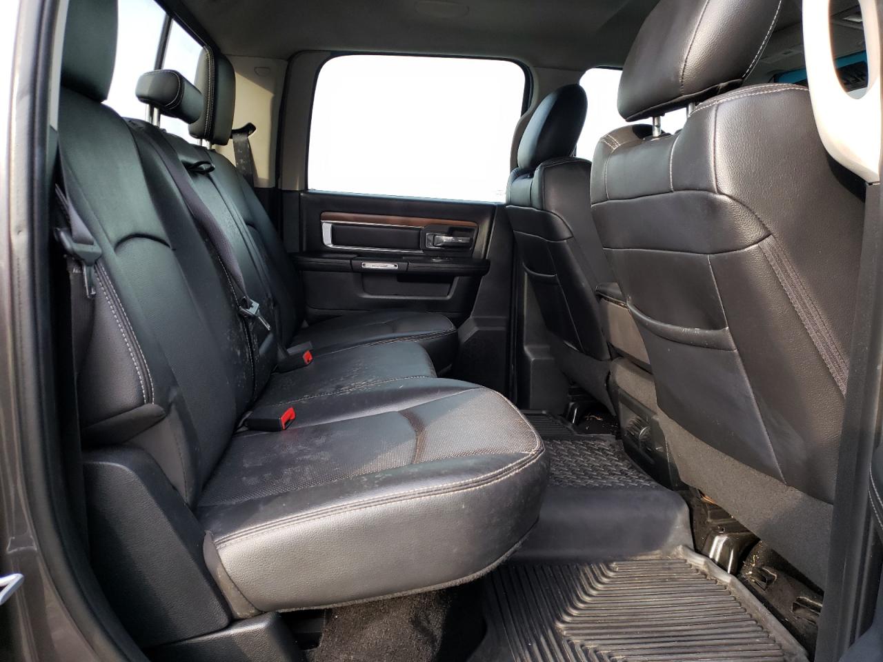 2015 RAM 2500 - Image 10
