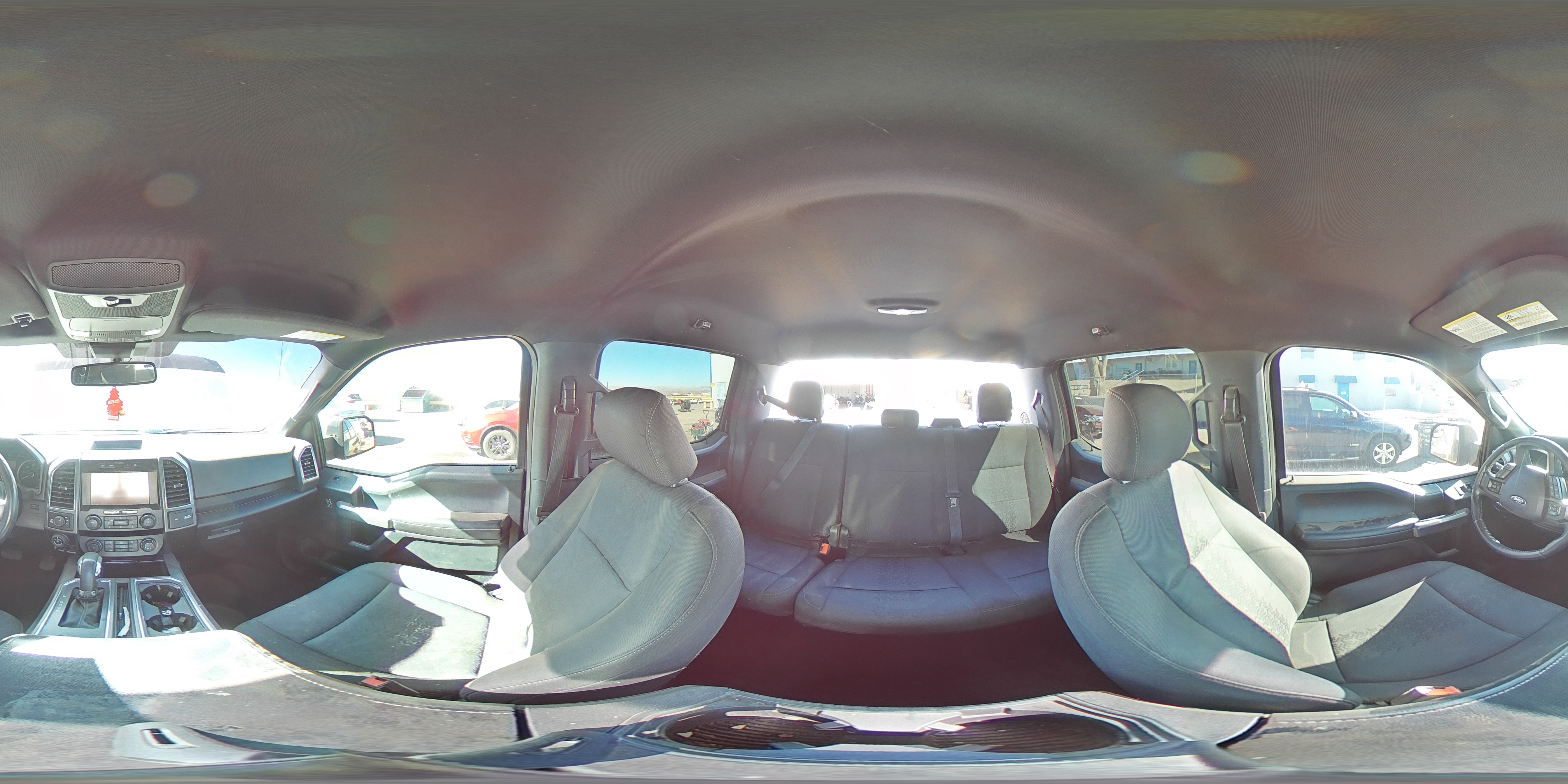 2019 Ford F-150 - Image 13