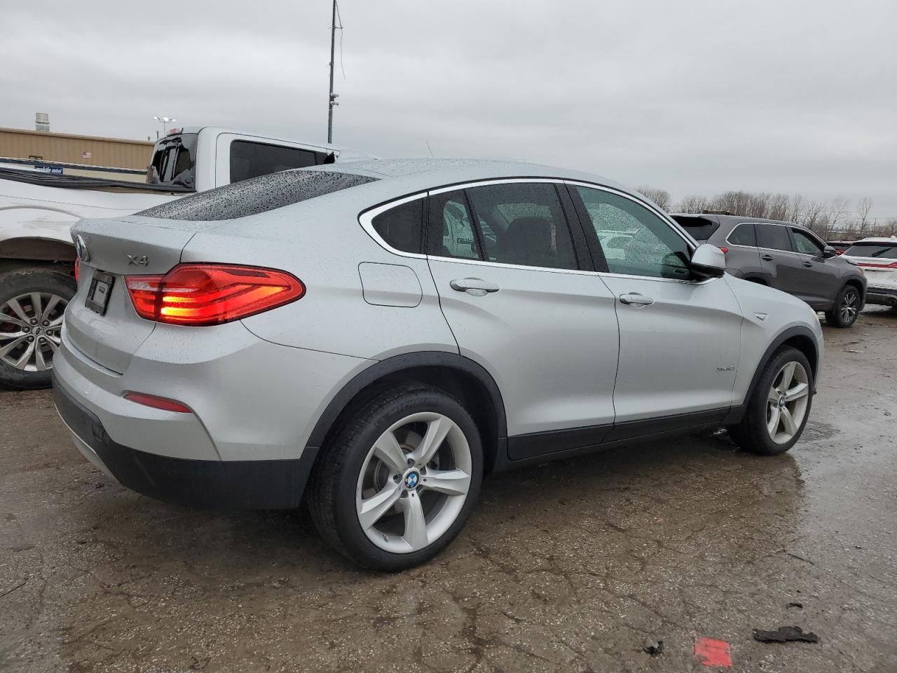 2016 BMW X4 - Image 3