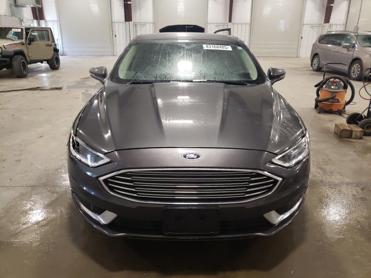 2018 Ford Fusion - Image 5