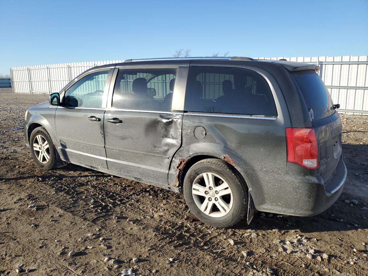 2011 Dodge Caravan - Image 2