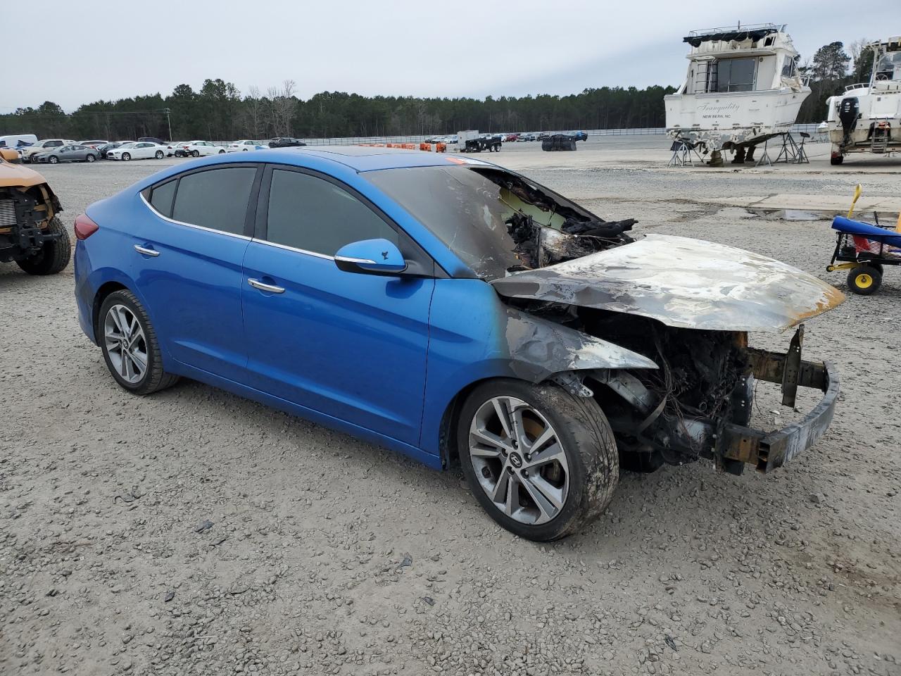 2017 Hyundai Elantra - Image 4
