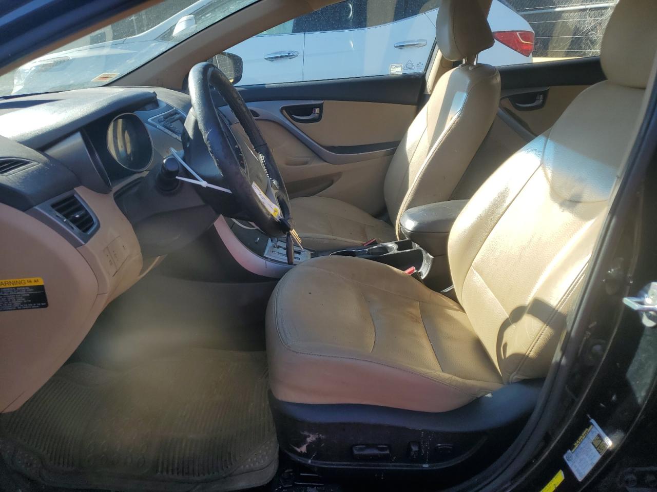 2013 Hyundai Elantra - Image 7