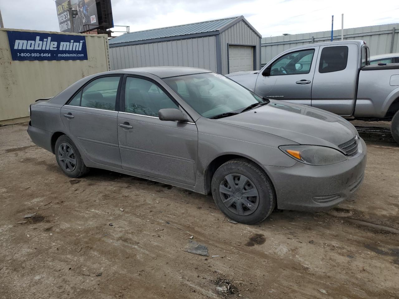 2004 Toyota Camry - Image 4