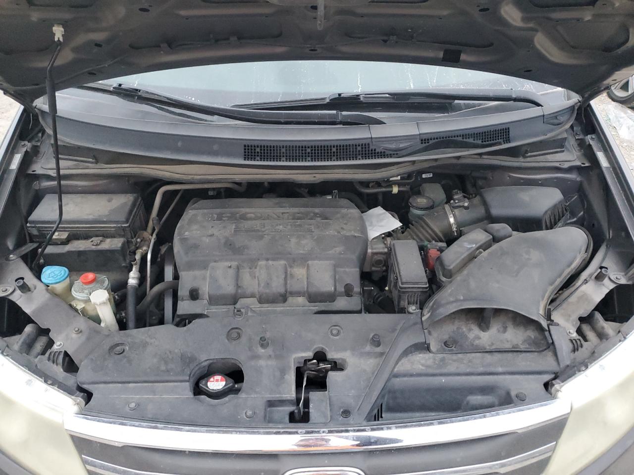 2012 Honda Odyssey - Image 12