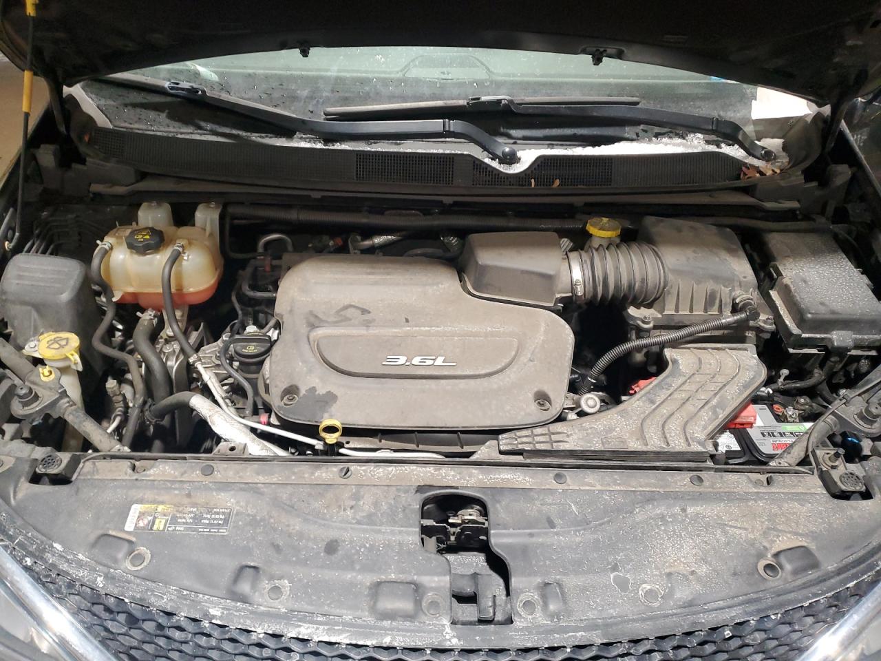 2017 Chrysler Pacifica - Image 12