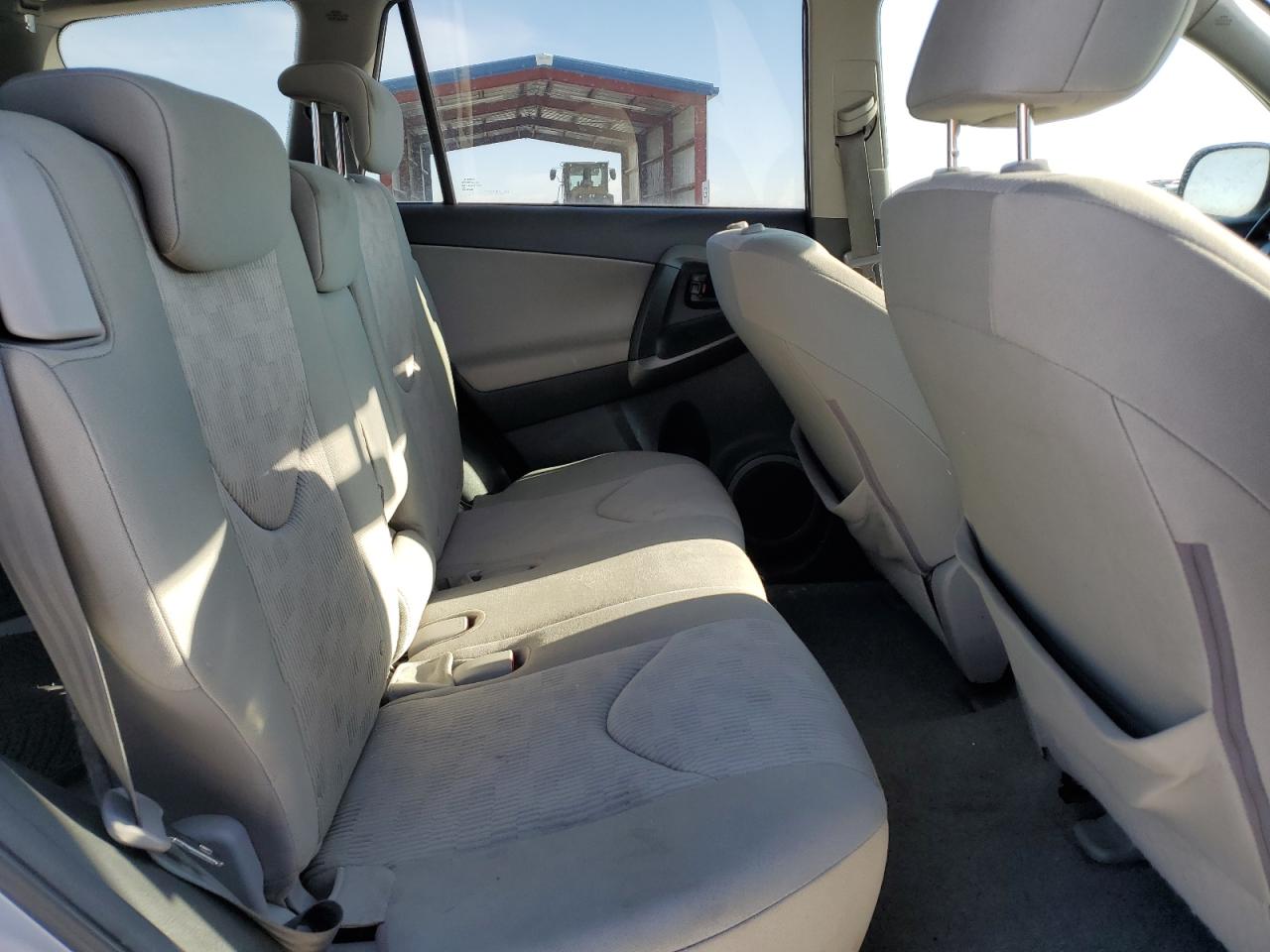 2011 Toyota RAV 4 - Image 11