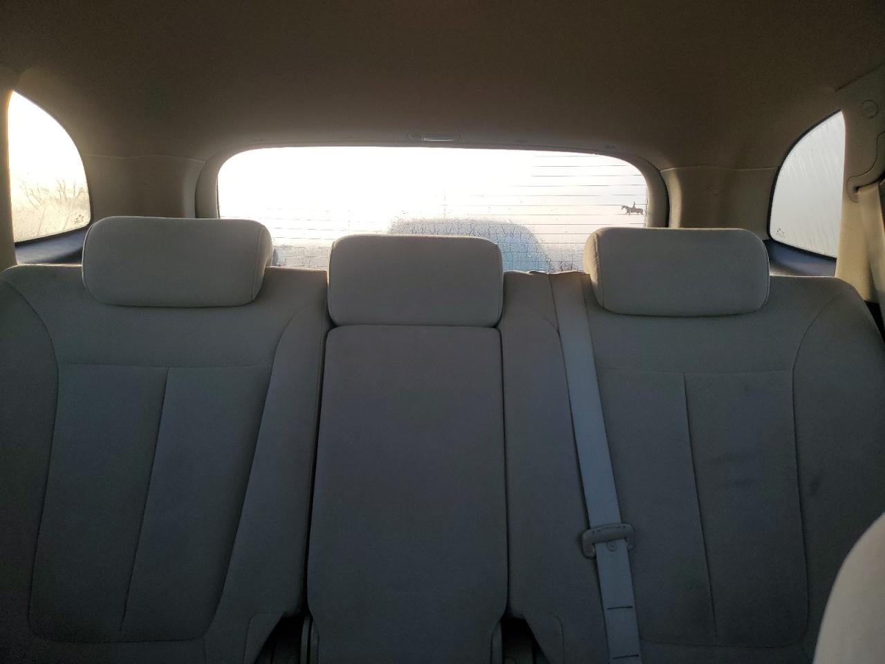 2008 Hyundai Santa Fe - Image 10
