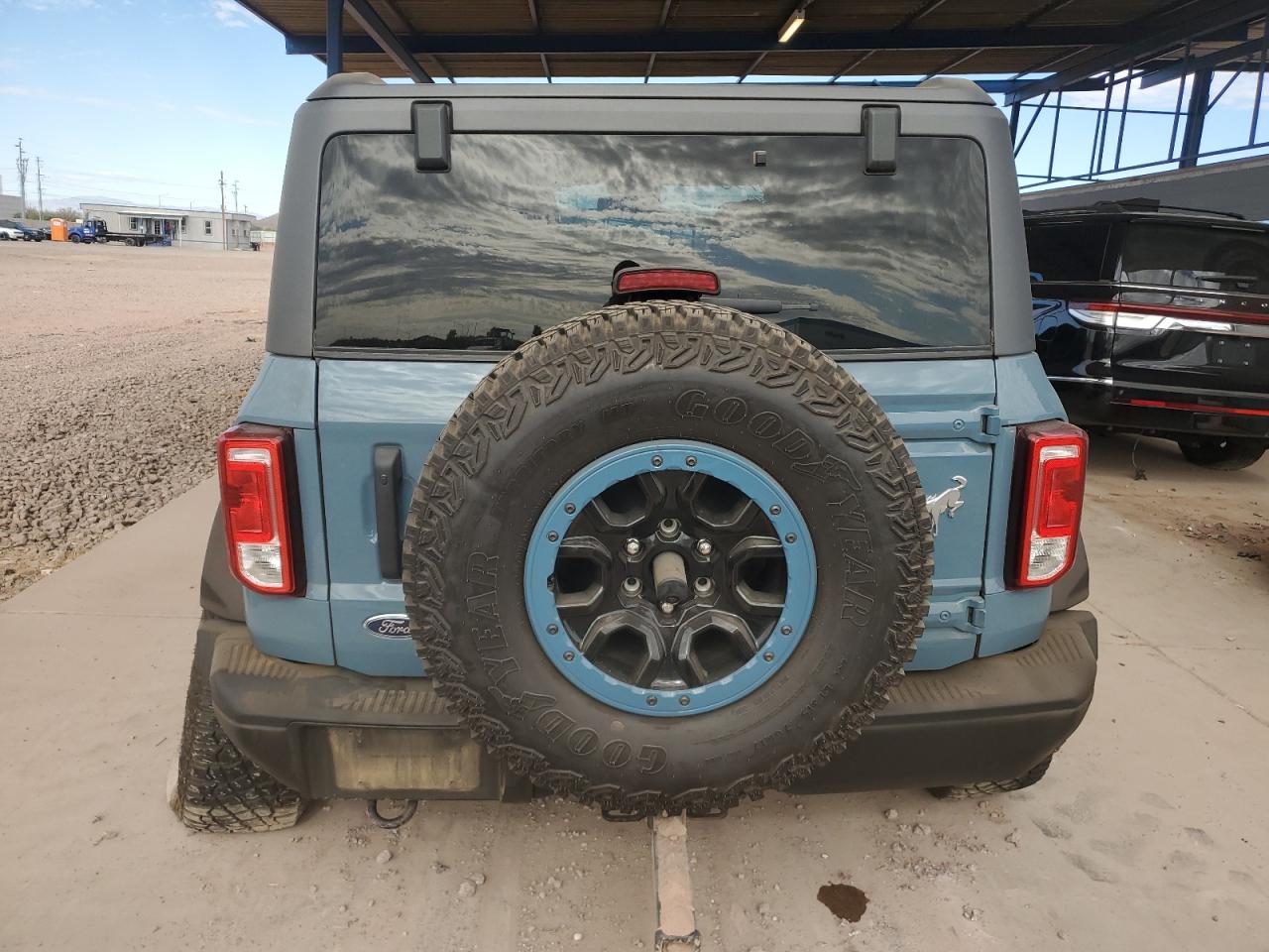 2022 Ford Bronco - Image 6