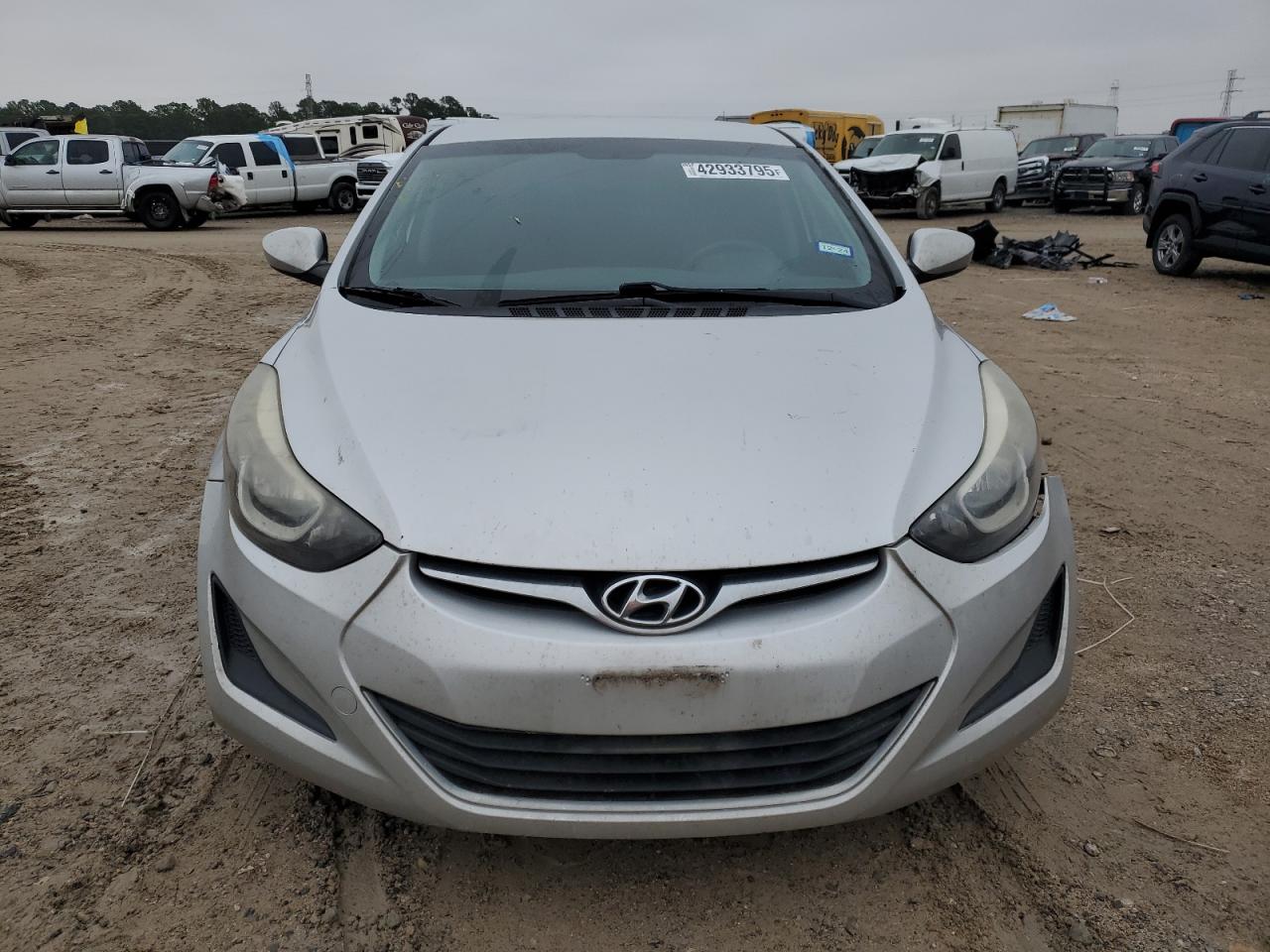 2016 Hyundai Elantra - Image 5