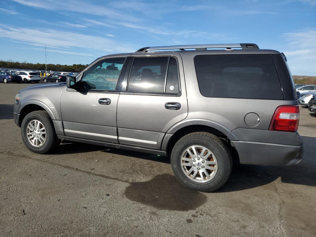 VIN 1FMJU2A56EEF58844 2014 FORD EXPEDITION no.2