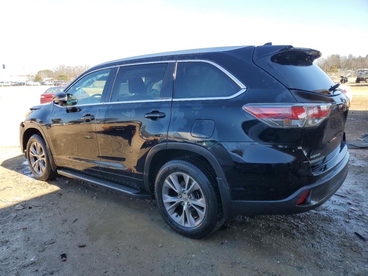 2014 Toyota Highlander - Image 2