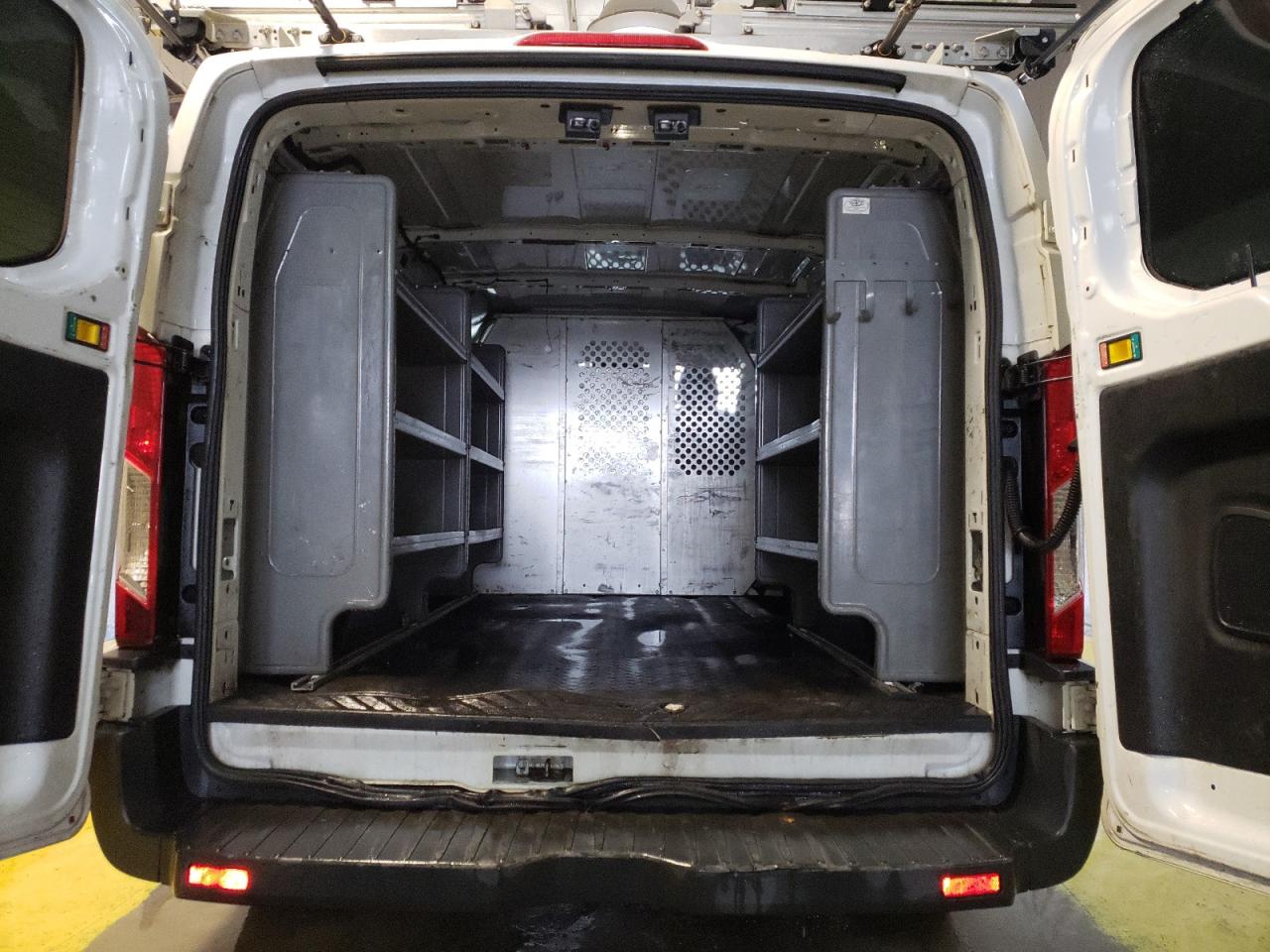 2016 Ford Transit - Image 10