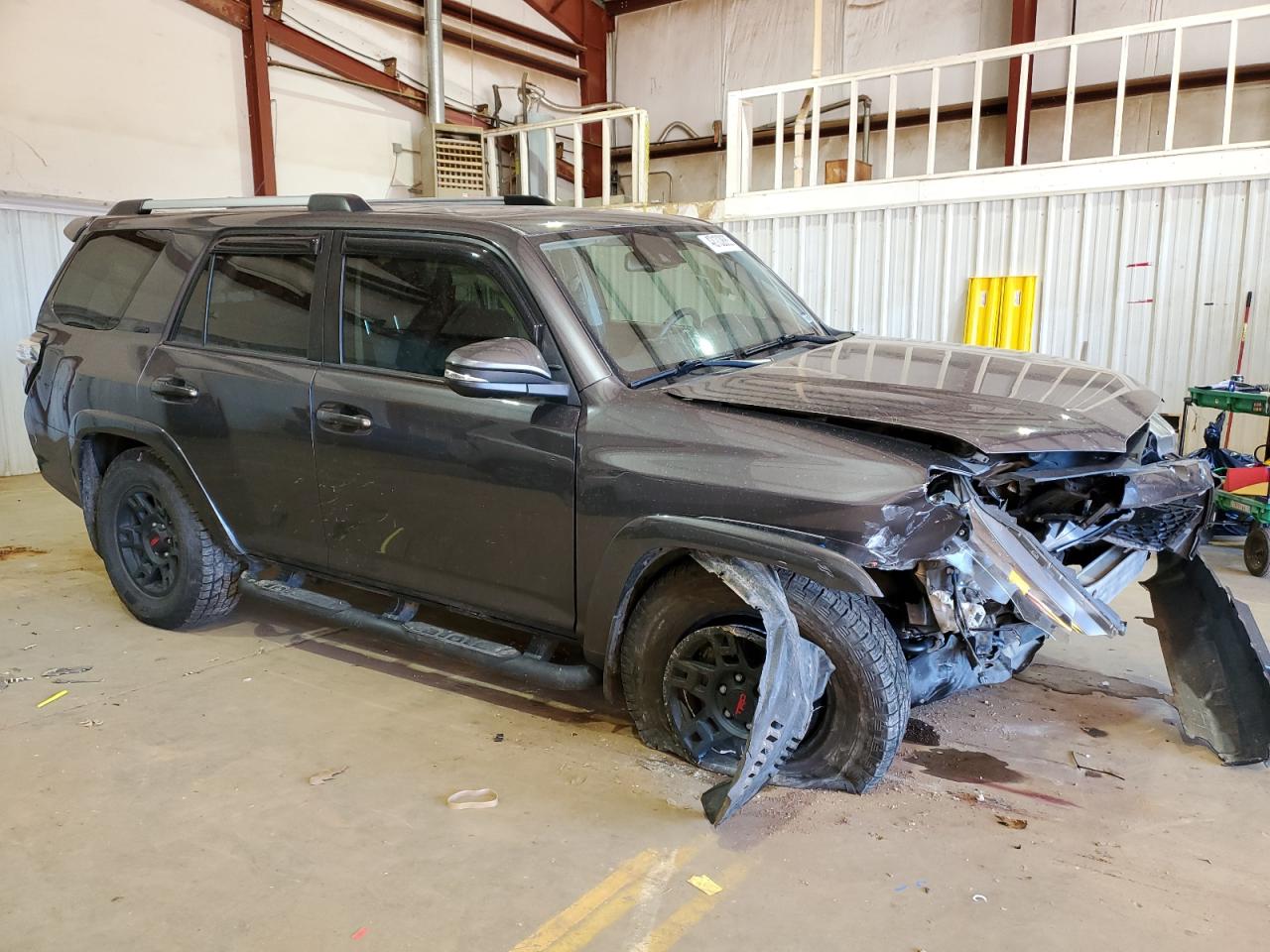 2020 Toyota 4Runner - Image 4