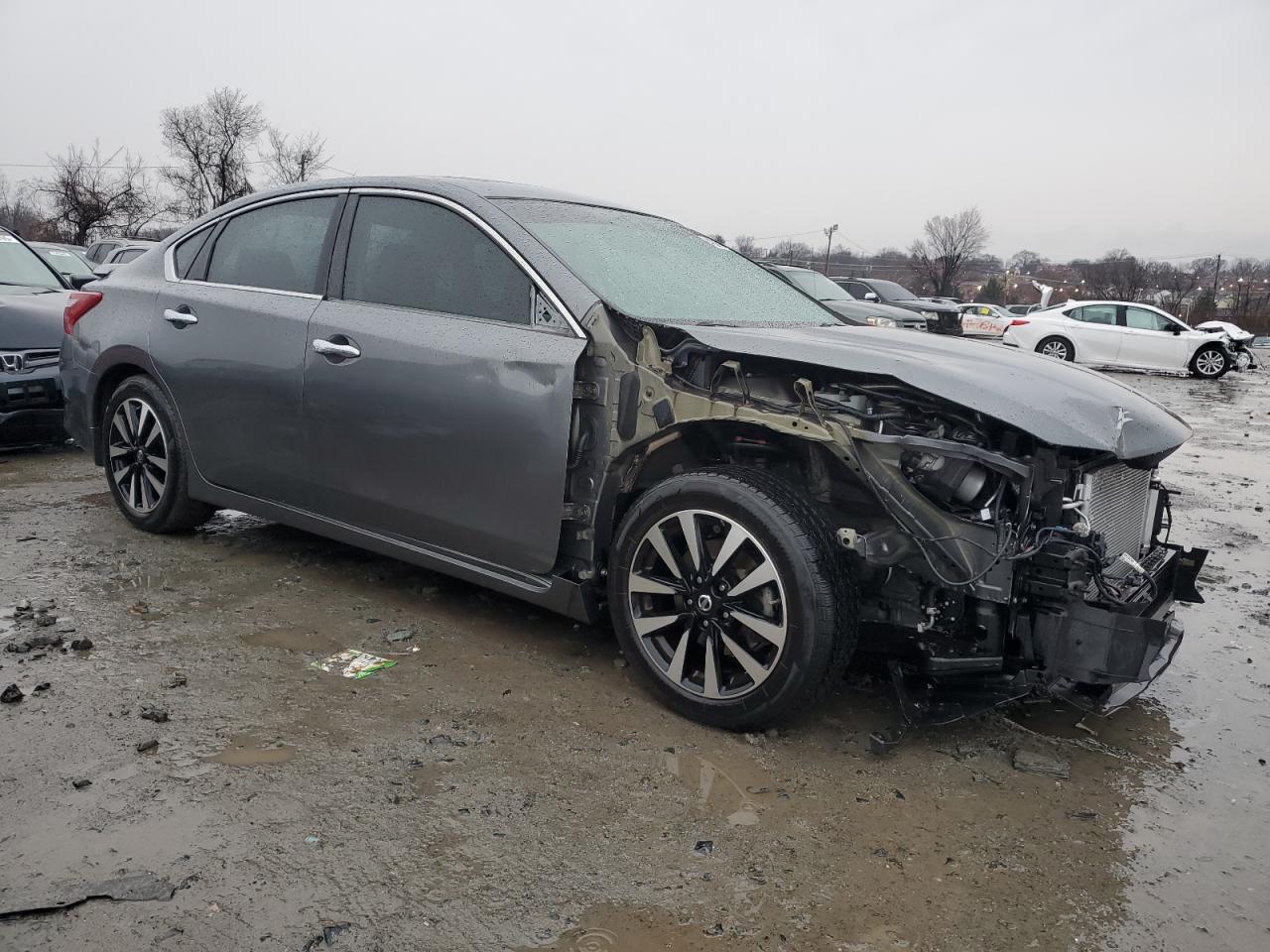 2018 Nissan Altima - Image 4