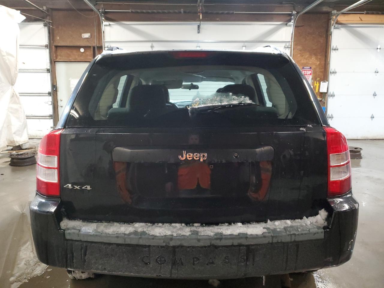 2009 Jeep Compass Sport VIN: 1J4FF47B49D219695 Lot: 41370625