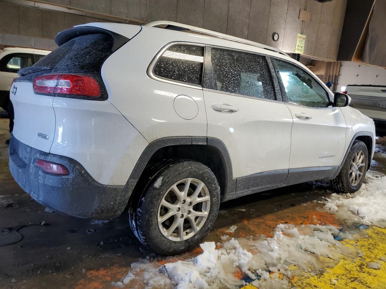 2016 Jeep Grand Cherokee - Image 3