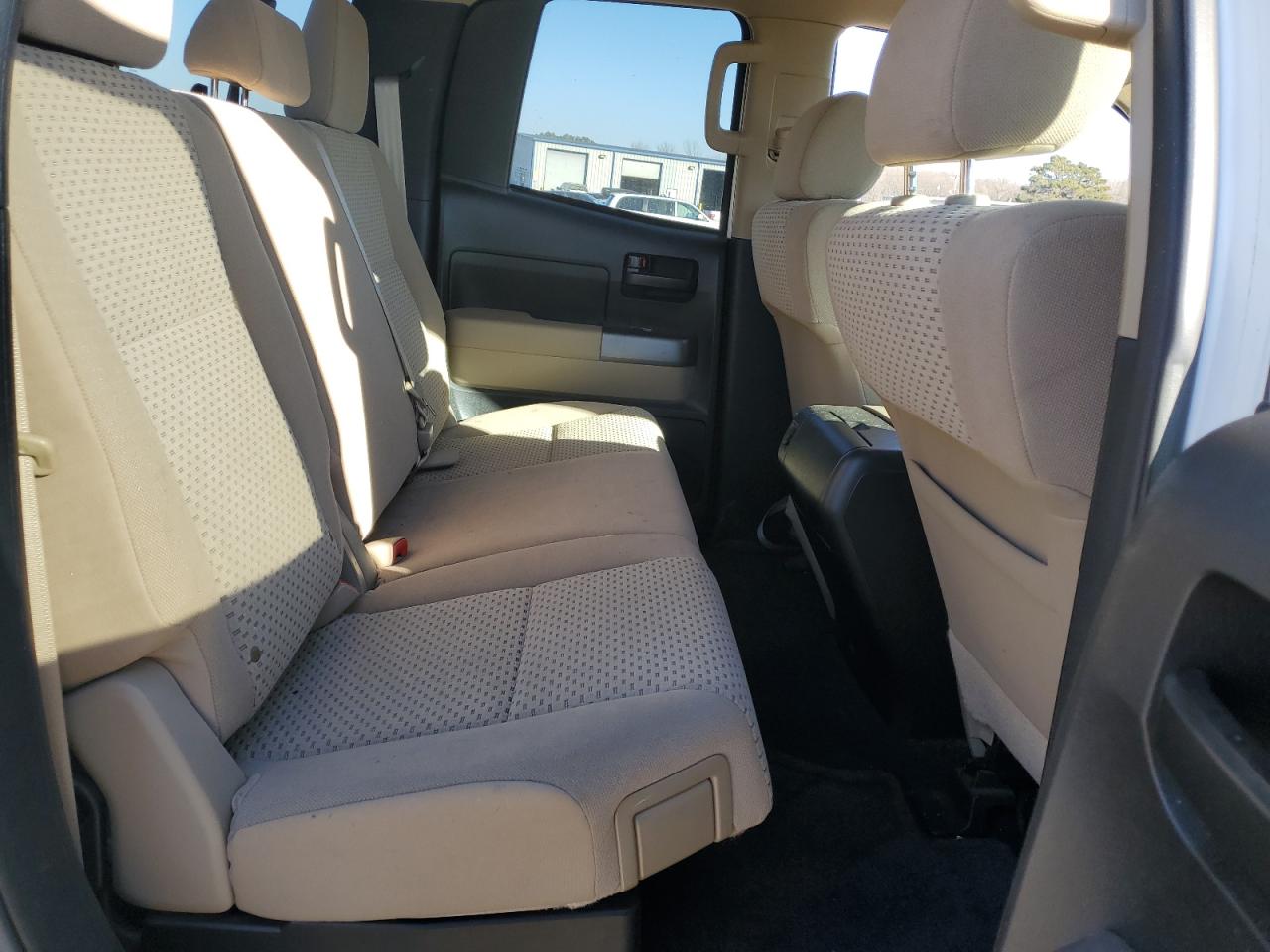 2012 Toyota Tundra - Image 11