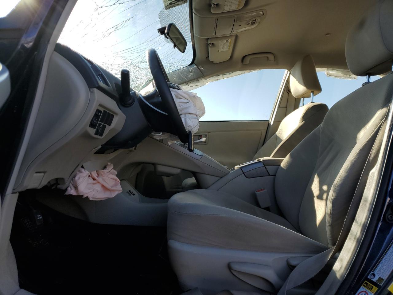 2015 Toyota Prius - Image 7