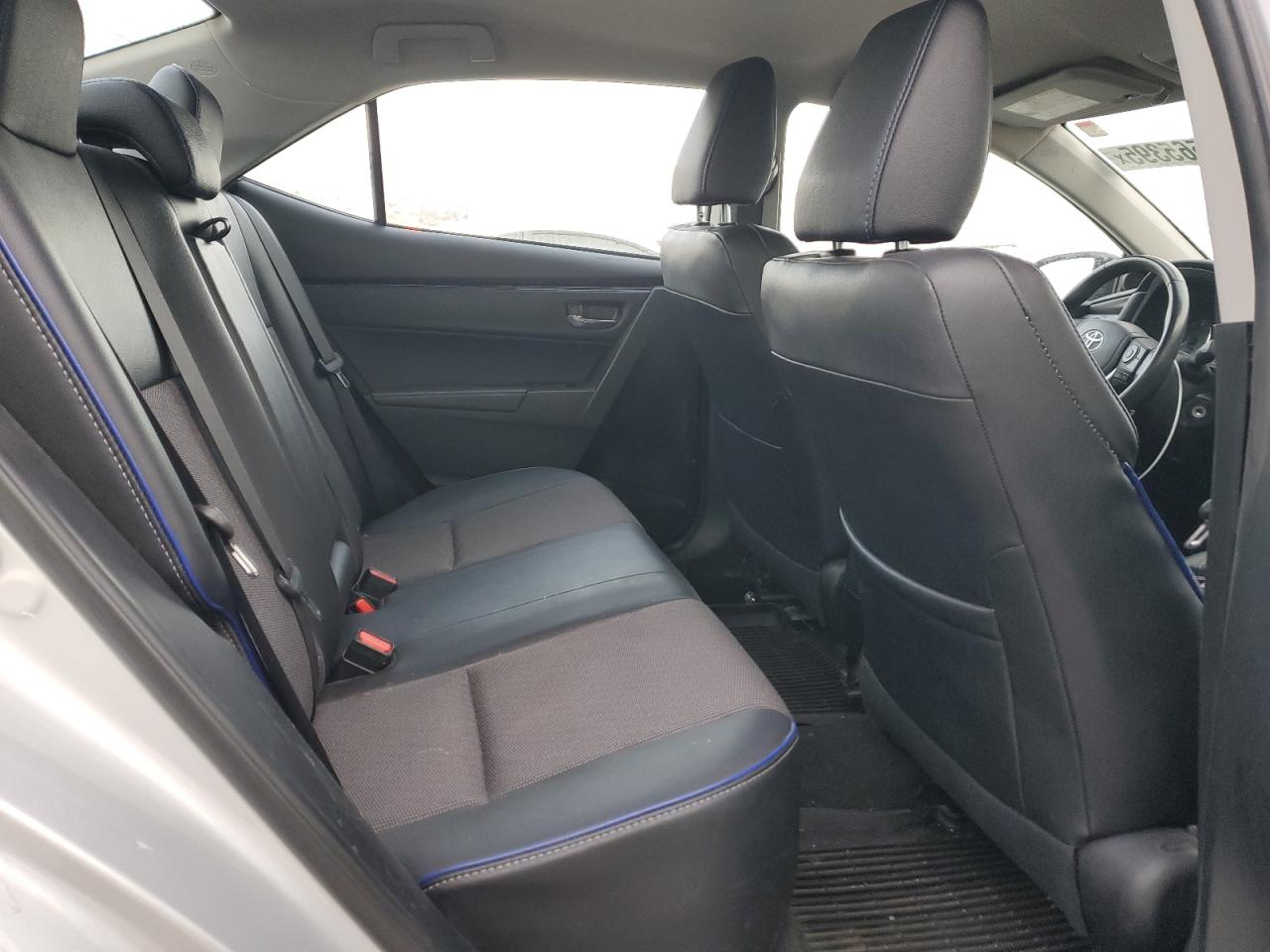 2017 Toyota Corolla - Image 10