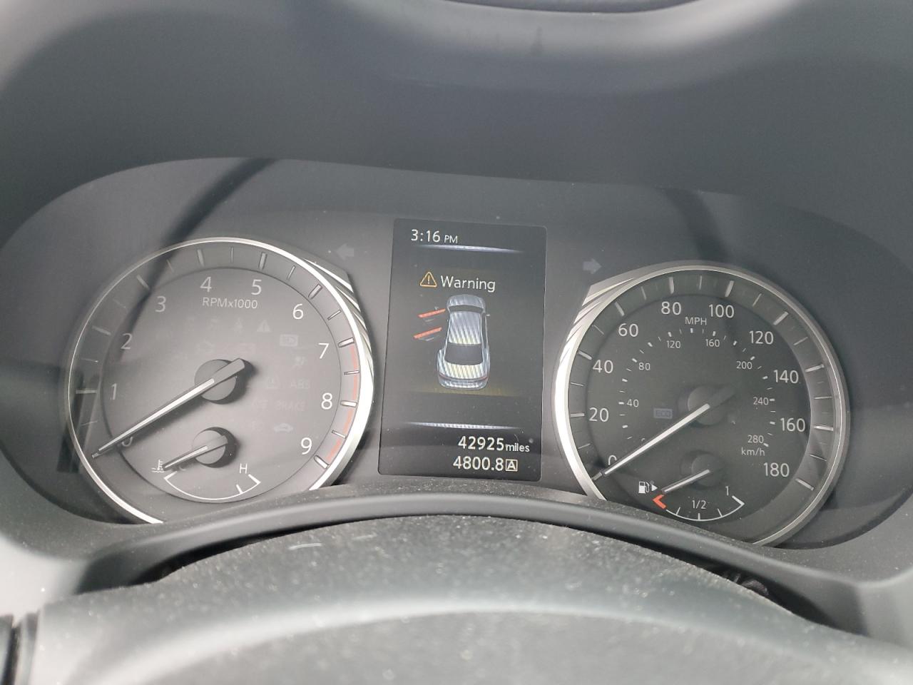 2020 Infiniti Q50 - Image 9