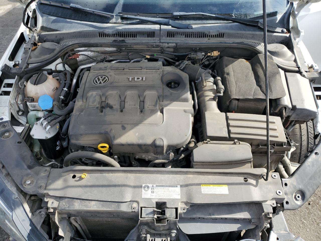 2015 Volkswagen Jetta - Image 11