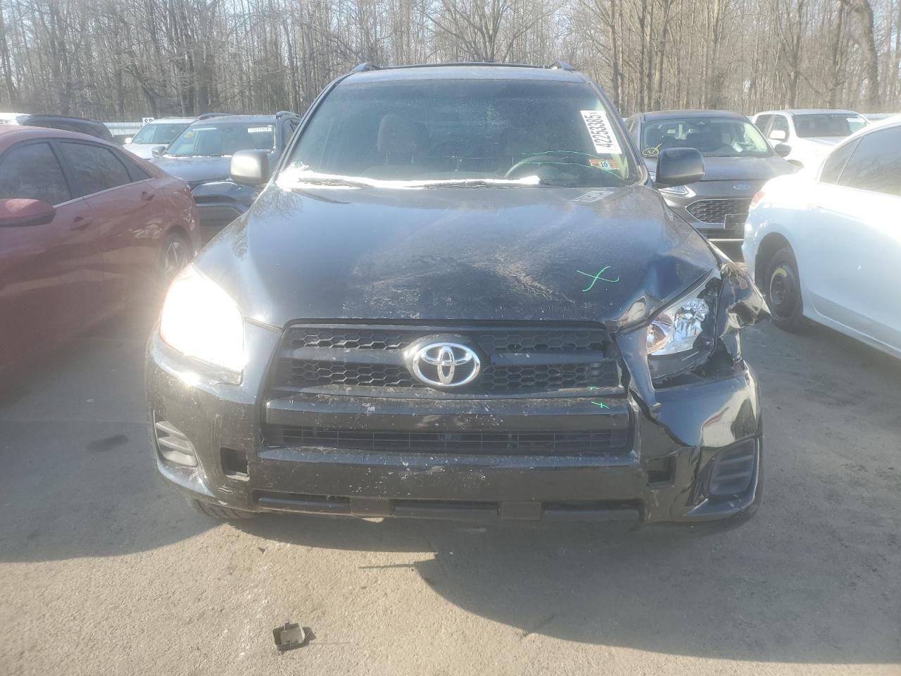 2011 Toyota RAV 4 - Image 5