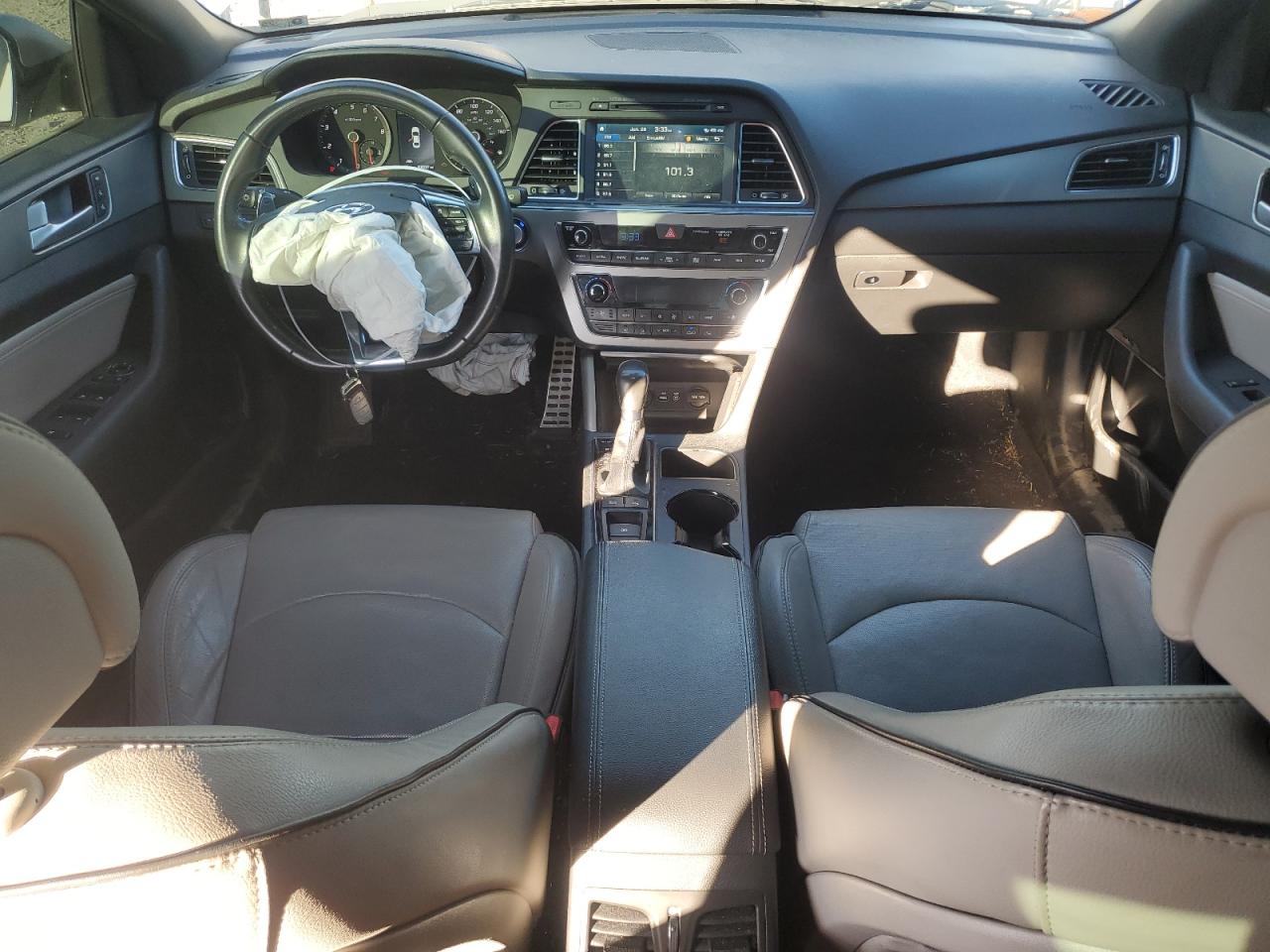 2015 Hyundai Sonata - Image 8