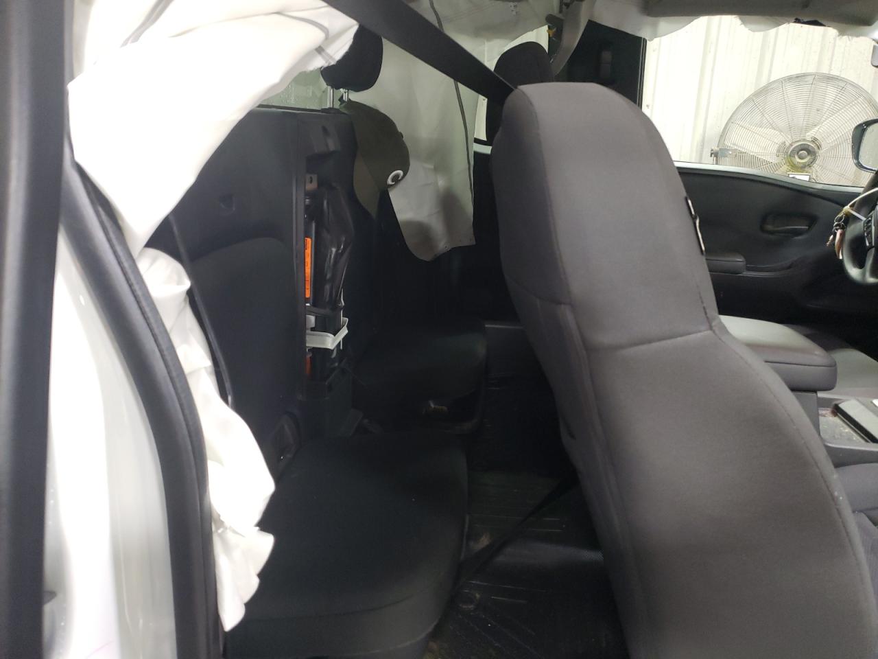 2024 Nissan Navara (Frontier) - Image 10