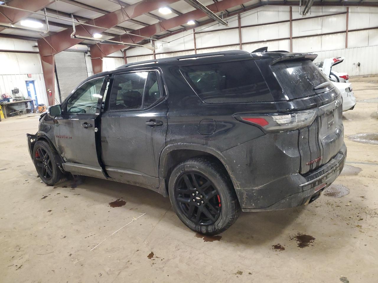 2019 Chevrolet Traverse - Image 2