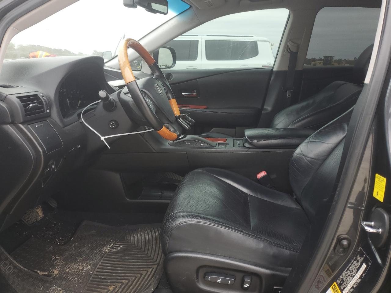 2010 Lexus RX - Image 7