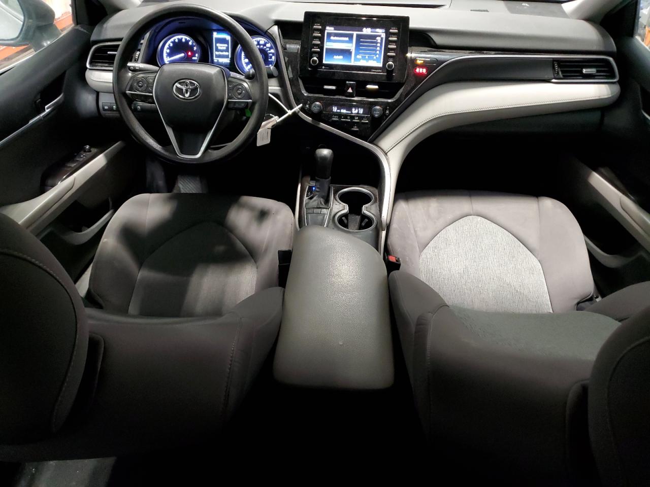2022 Toyota Camry - Image 8