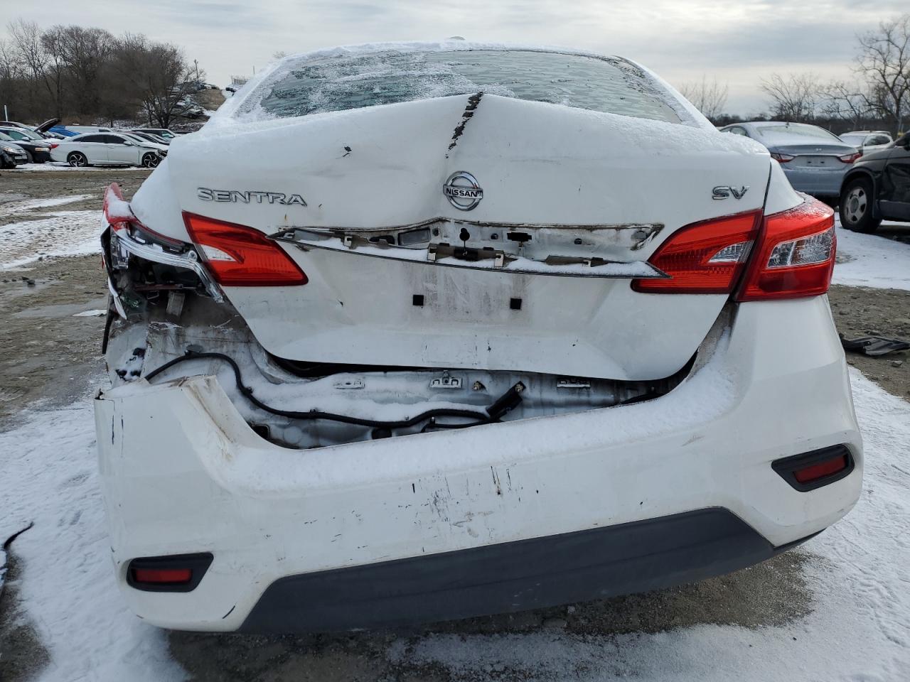 2016 Nissan Sentra - Image 6