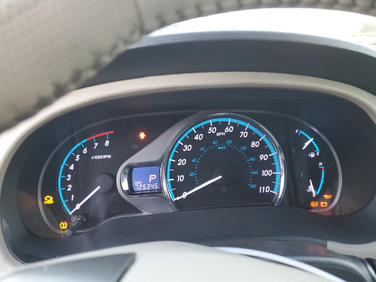 2011 Toyota Sienna - Image 9