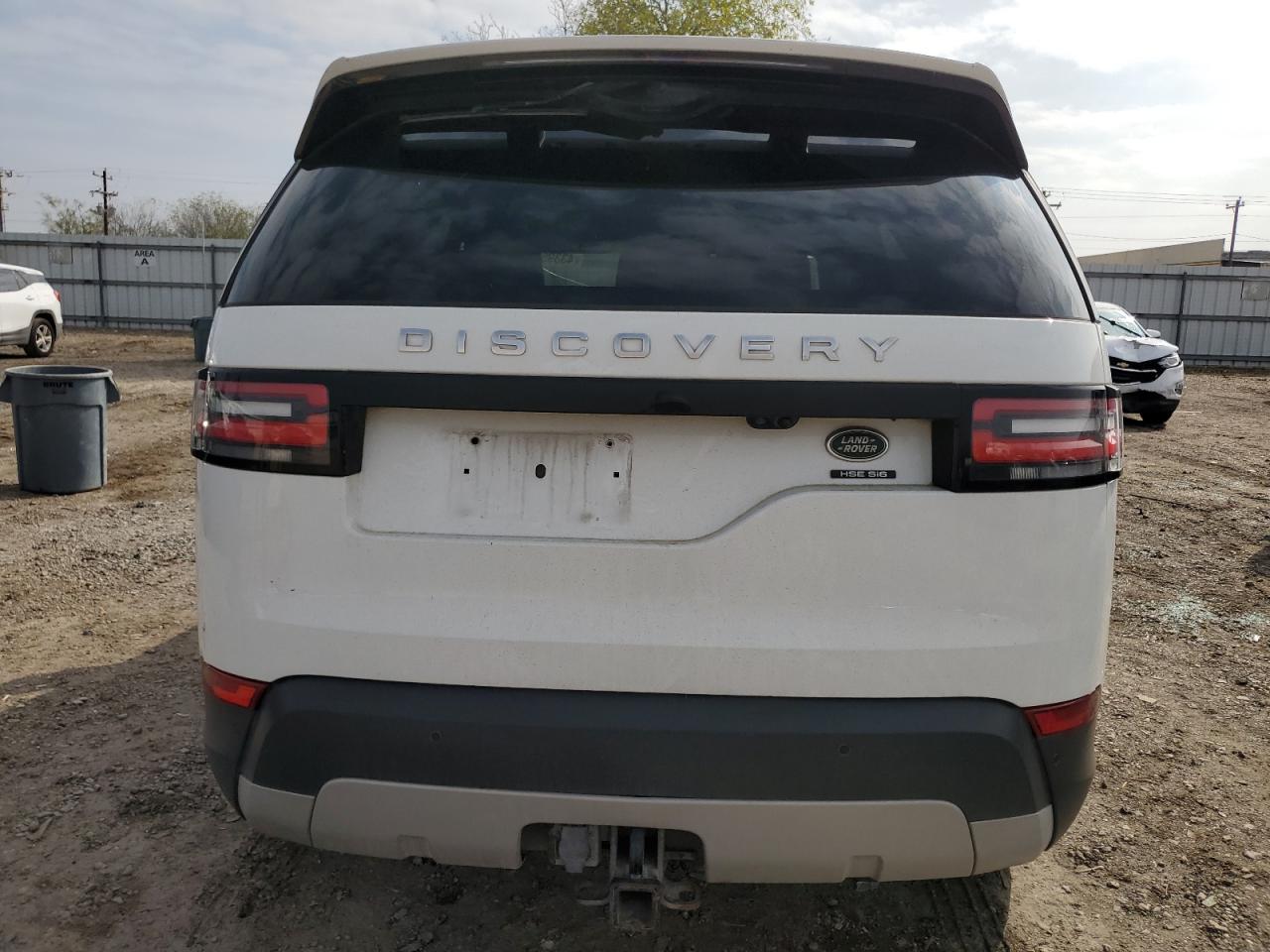 2018 Land Rover Discovery - Image 6