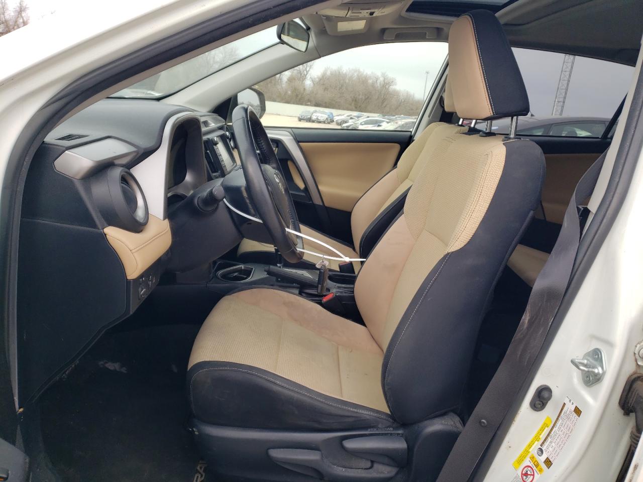 2017 Toyota RAV 4 - Image 7
