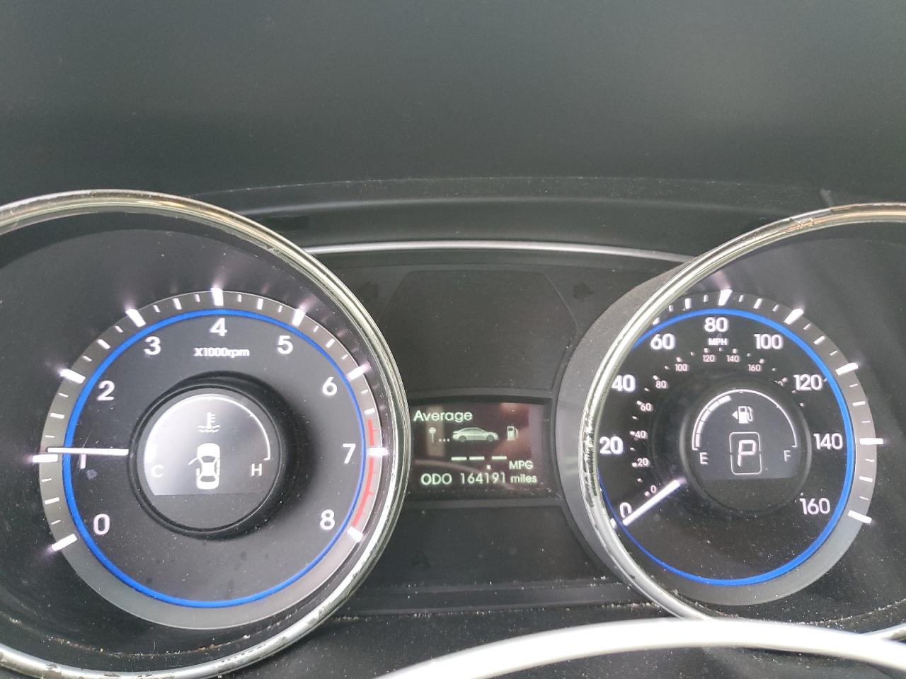 2011 Hyundai Sonata - Image 9