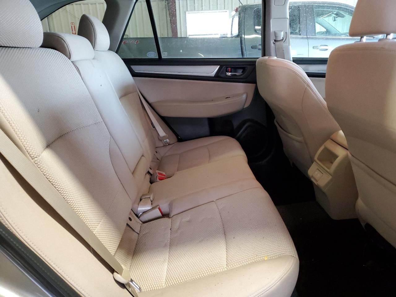 2019 Subaru Outback - Image 11