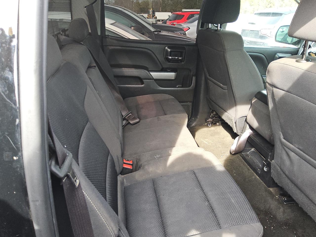 2017 Chevrolet Silverado - Image 10