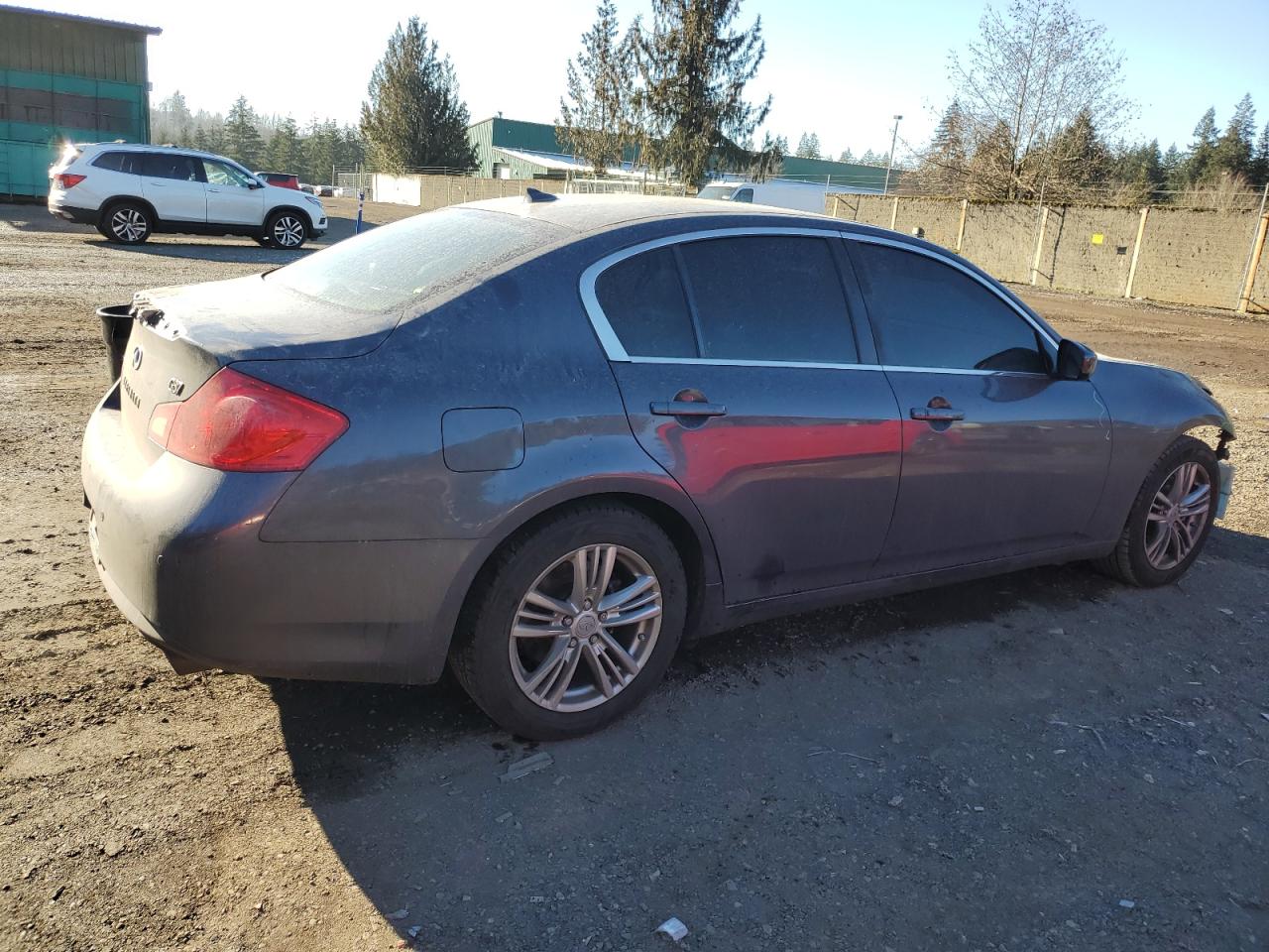 2011 Infiniti G - Image 3