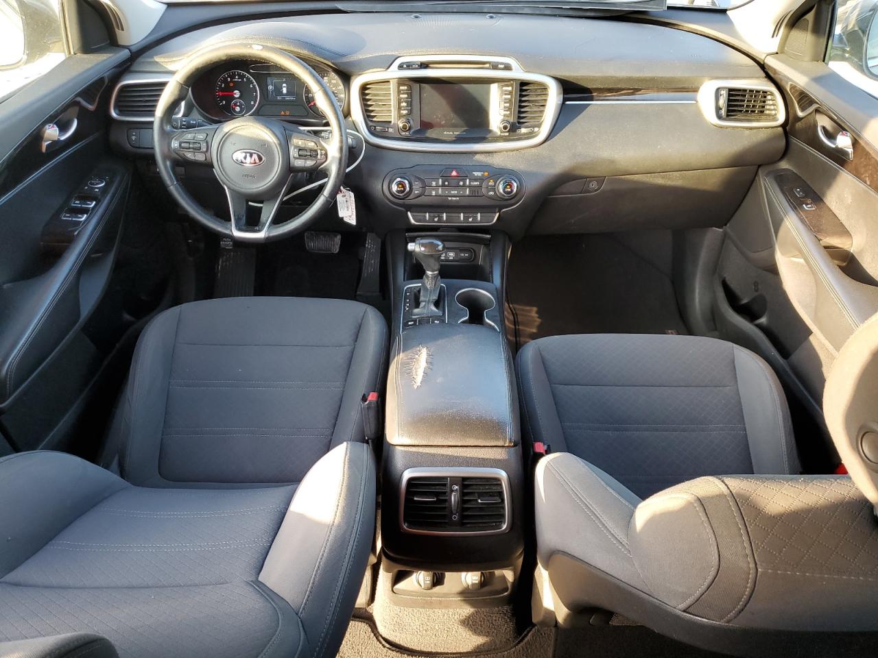 2018 Kia Sorento - Image 8