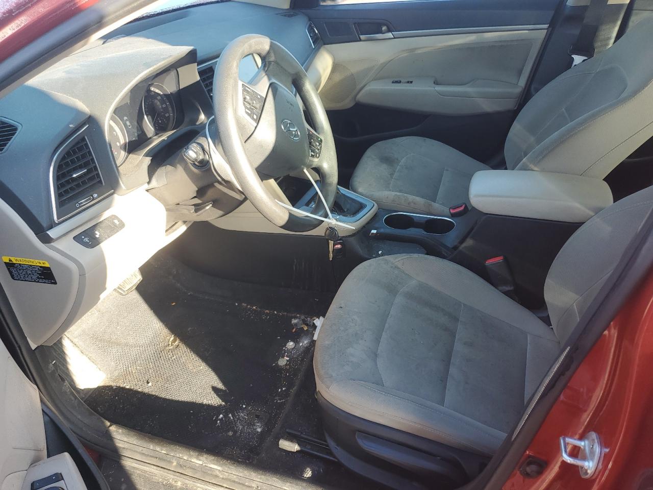 2018 Hyundai Elantra - Image 7