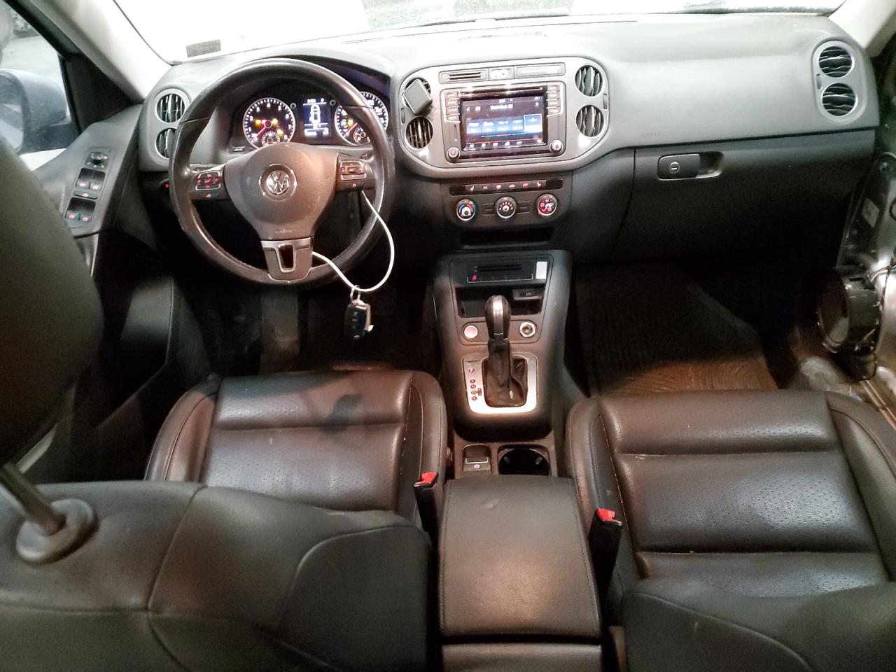2017 Volkswagen Tiguan - Image 8