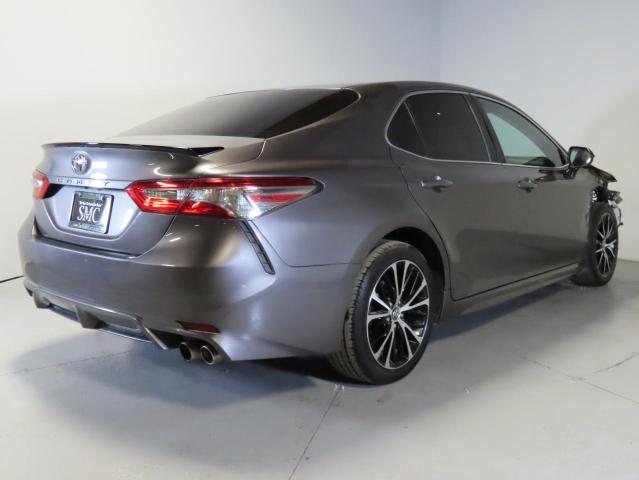  TOYOTA CAMRY 2018 Gray