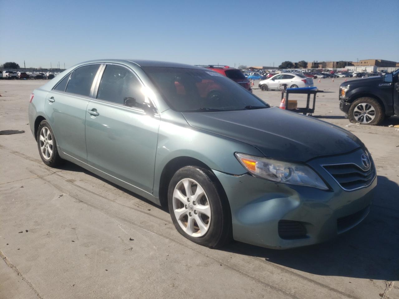 2011 Toyota Camry - Image 4