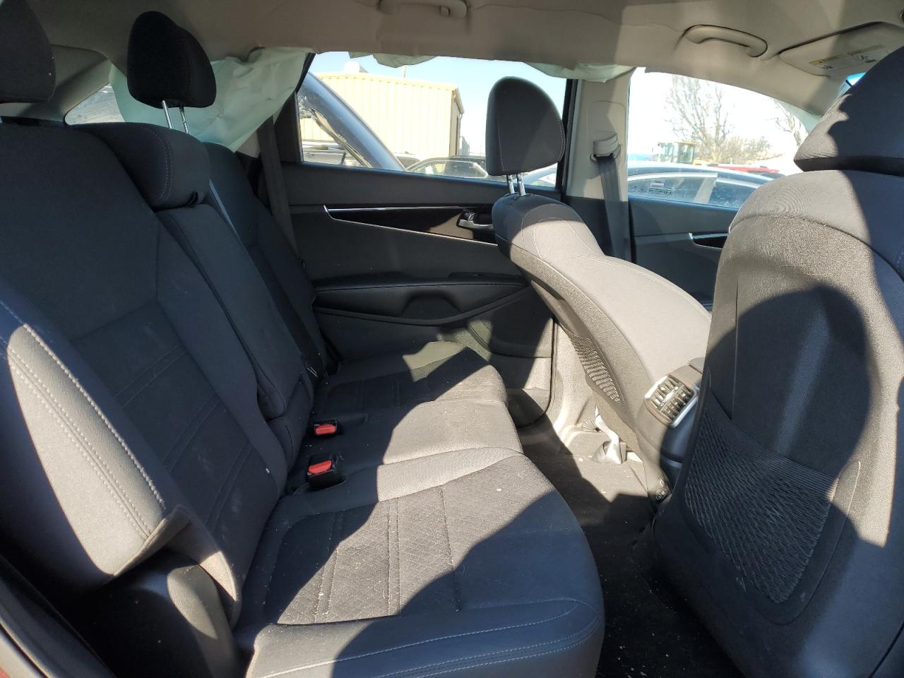 2020 Kia Sorento - Image 12