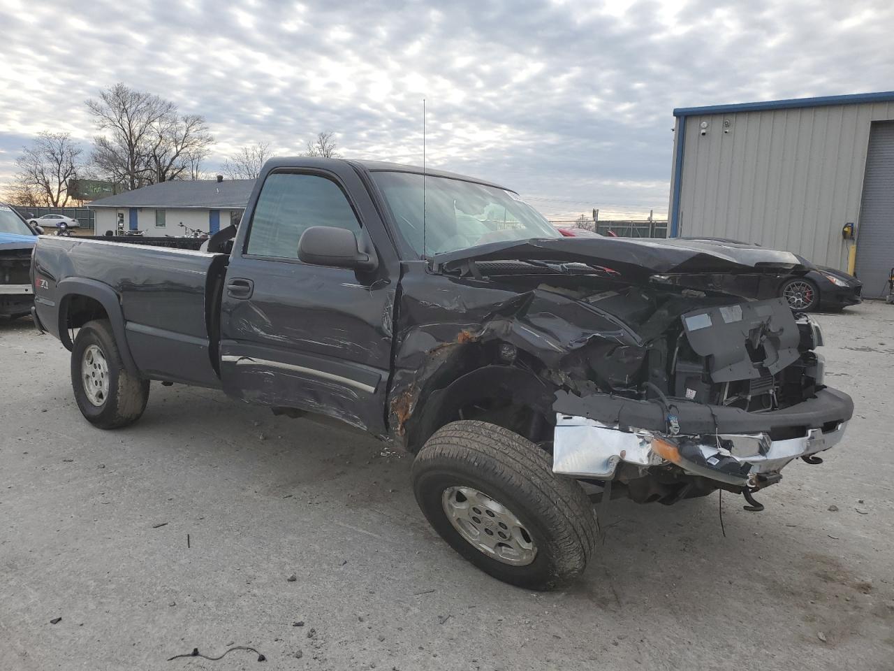 2003 Chevrolet Silverado - Image 4