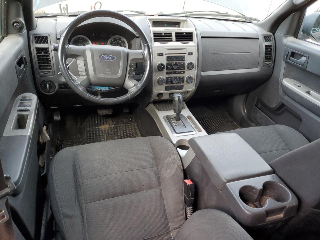 2009 Ford Escape - Image 8