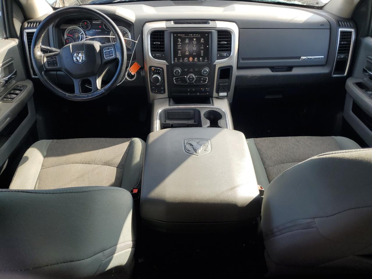 2016 RAM 1500 - Image 8