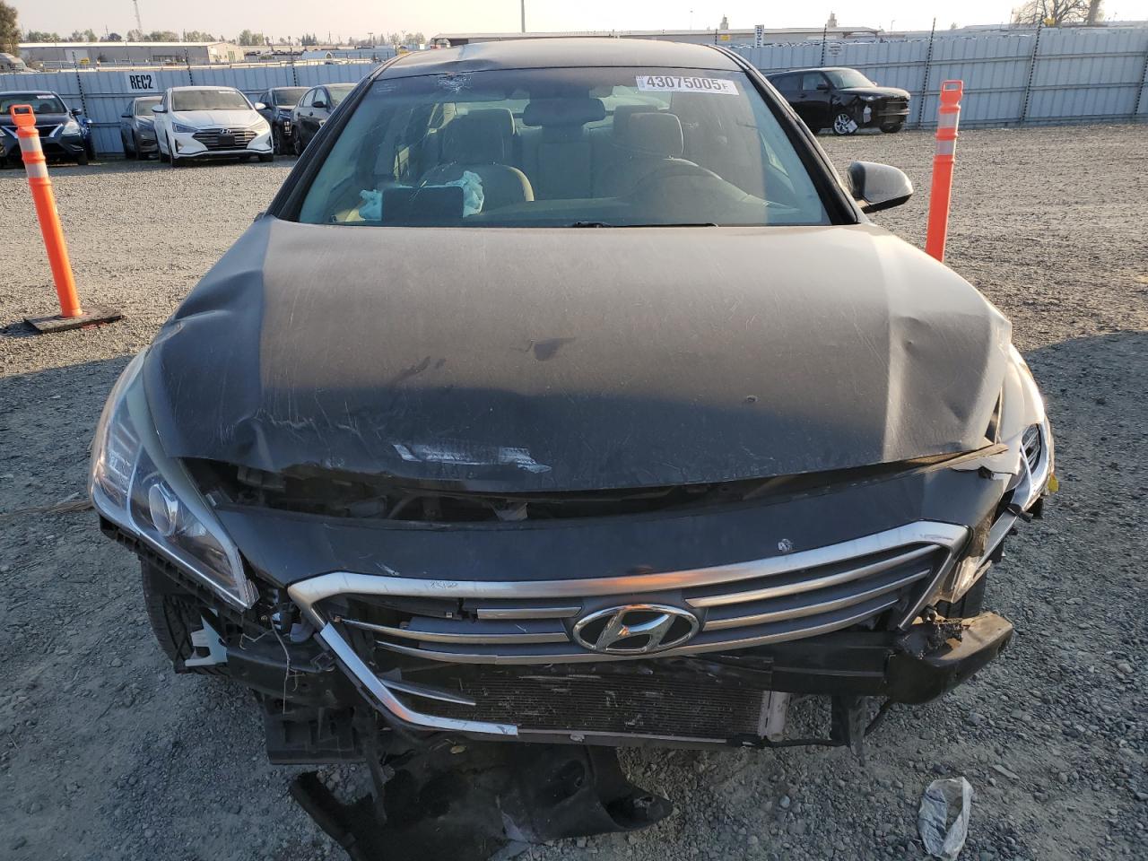 2016 Hyundai Sonata - Image 5